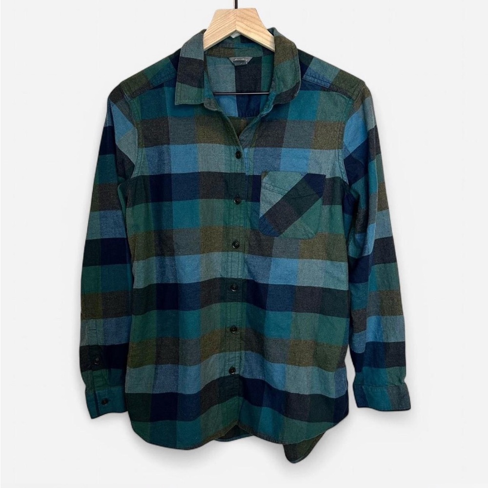 Eddie Bauer Women's Flannel Button-up